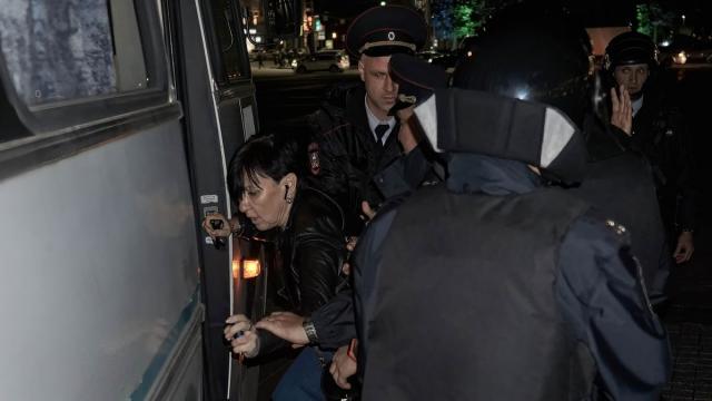 Protesta contra la movilización parcial decretada por Putin, Voronezh (Rusia).