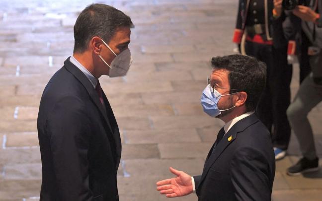 El president, Pere Aragonès, pidiendo explicaciones a Pedro Sánchez. El president, Pere Aragonès, pidiendo explicaciones a Pedro Sánchez.