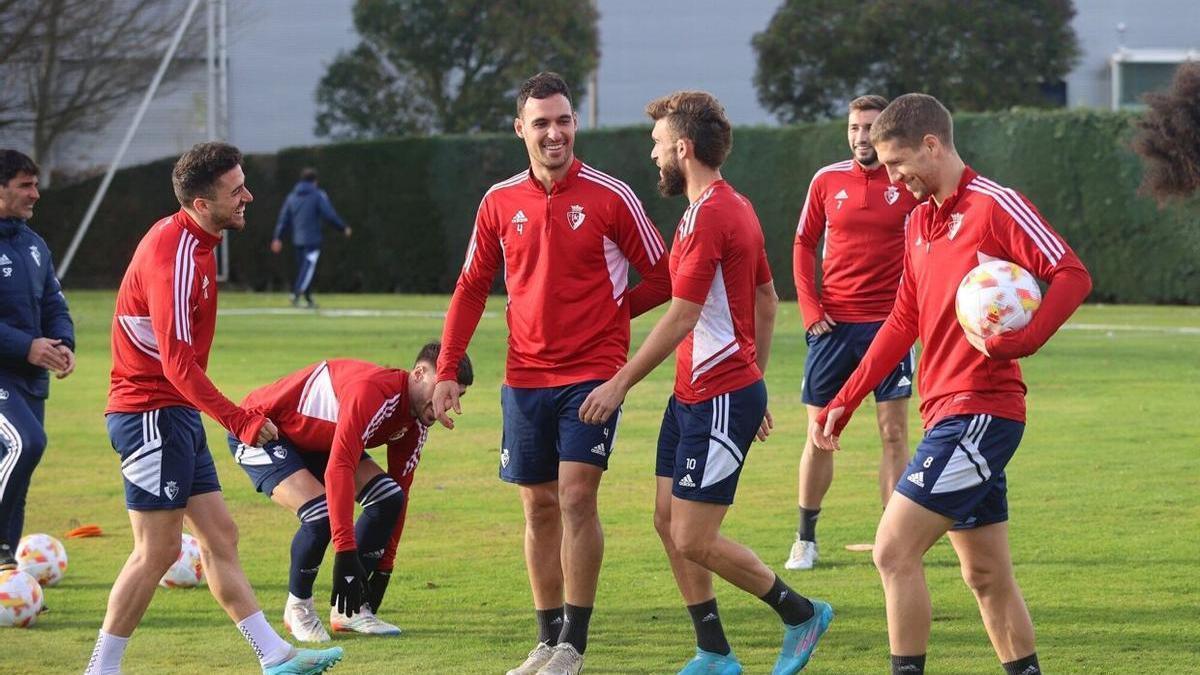 Lance del entrenamiento de Osasuna de este jueves.