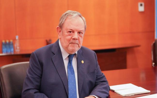 El consejero de Economía y Hacienda, Pedro Azpiazu.