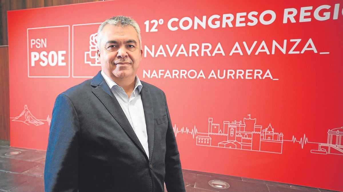 Santos Cerd&aacute;n Le&oacute;n, Secretario de organizaci&oacute;n del PSOE.