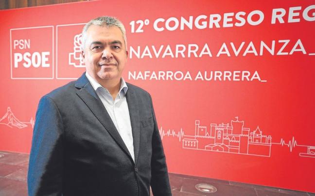 Santos Cerd&aacute;n Le&oacute;n, Secretario de organizaci&oacute;n del PSOE.