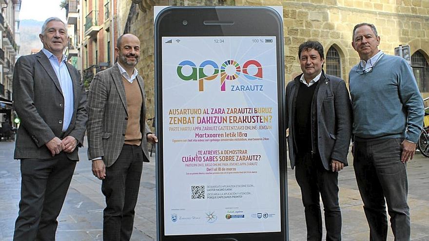 Presentación de la aplicación ‘Appa Zarautz’, durante la mañana de ayer | .