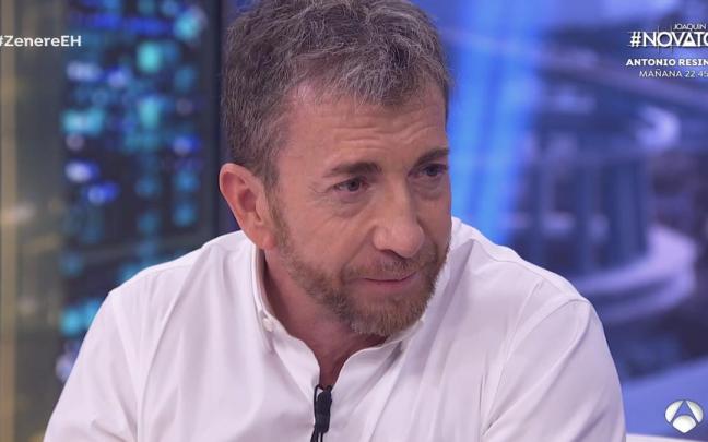 Pablo Motos se disculpa con su hermana en 'El hormiguero'. Pablo Motos se disculpa con su hermana en 'El hormiguero'.