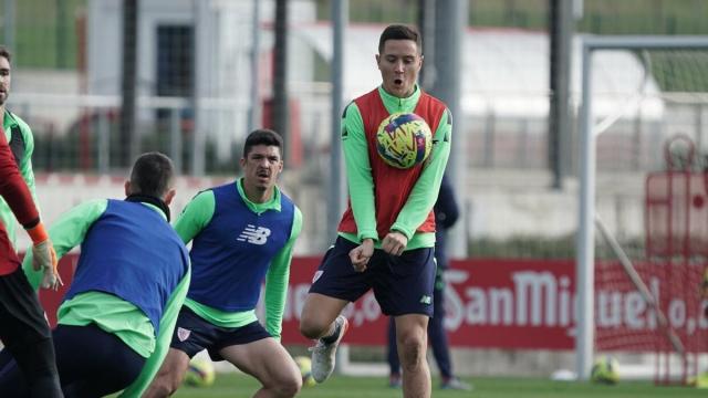 Ander Herrera durante el entrenamiento de este miércoles en Lezama Ander Herrera durante el entrenamiento de este miércoles en Lezama