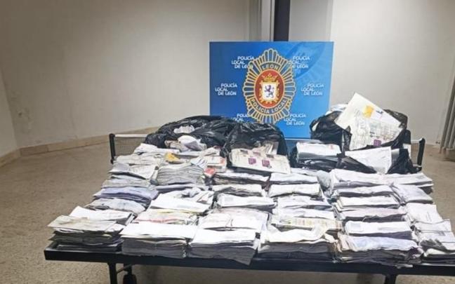 Imagen de las cartas que fueron recuperadas en un paraje de la localidad de Oteruelo (León). Imagen de las cartas que fueron recuperadas en un paraje de la localidad de Oteruelo (León).