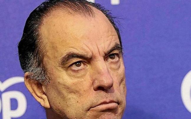 “La estrategia de Esparza me parece un despropósito, pero no he venido a reñir con nadie” “La estrategia de Esparza me parece un despropósito, pero no he venido a reñir con nadie”