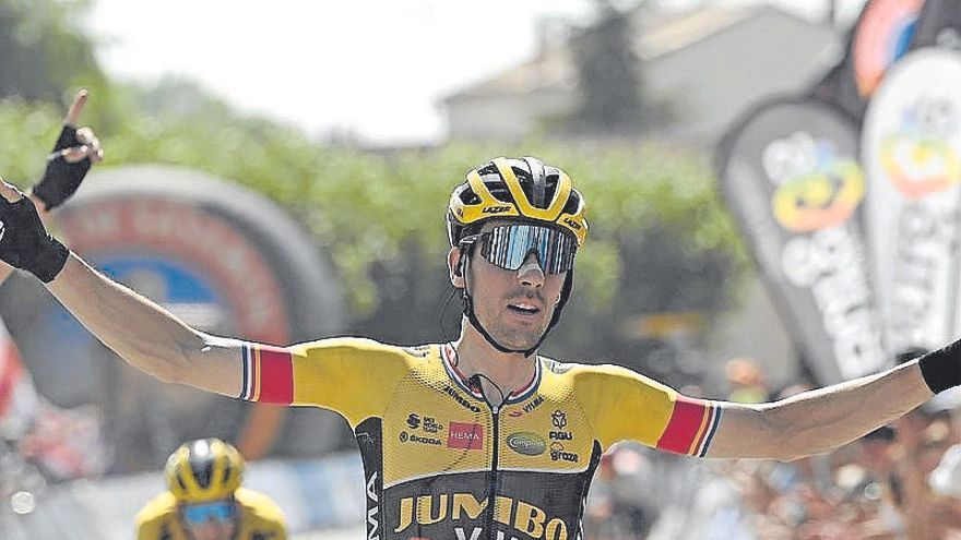 Timo Roosen celebra la victoria de la segunda etapa. | FOTO: EFE