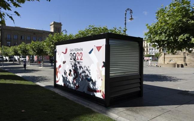 Una de las diez barras de bar instaladas en la Plaza del Castillo