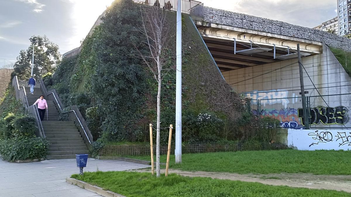 El ascensor unirá La Canilla y el parque de Azeta.