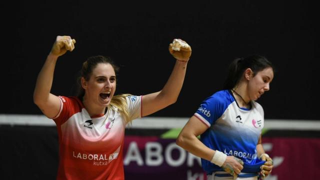 Amaia Alday celebra la txapela lograda ante Olatz Arrizabalaga. Amaia Alday celebra la txapela lograda ante Olatz Arrizabalaga.