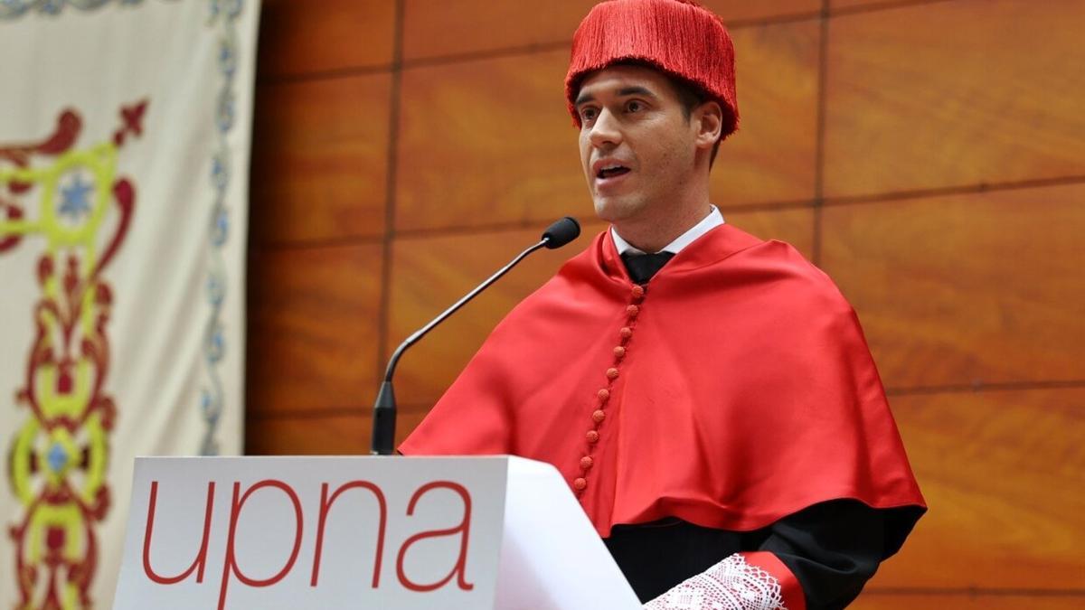 Francisco Javier Vázquez durante su discurso tras recibir el premio.