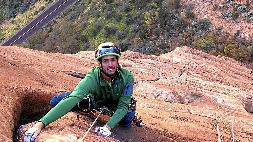 Josu Linaza es guía profesional de montaña y comenzó a escalar junto a su aita cuando apenas tenía 14 años. | FOTO: MENDI GUIDES