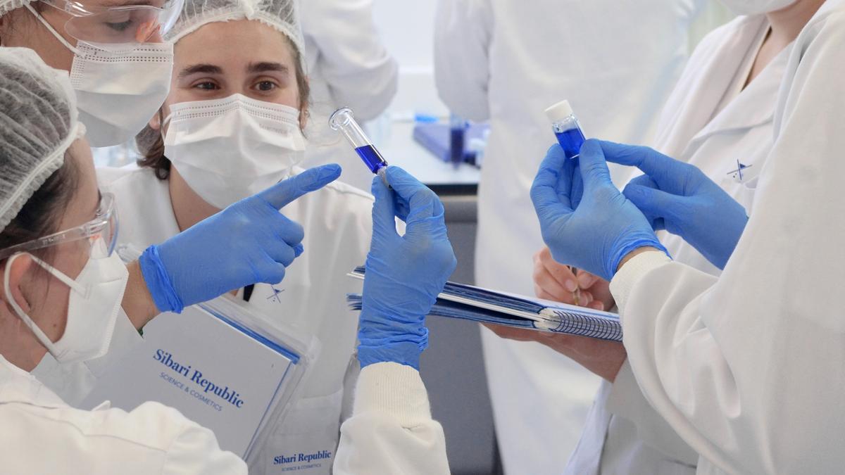 Sibari Republic cuenta con un equipo de científicos de alto nivel