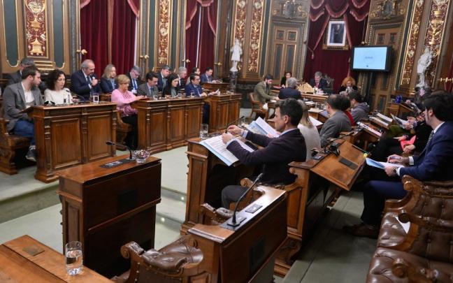El pleno del Ayuntamiento de Bilbao ha aprobado este lunes los presupuestos para 203 El pleno del Ayuntamiento de Bilbao ha aprobado este lunes los presupuestos para 203