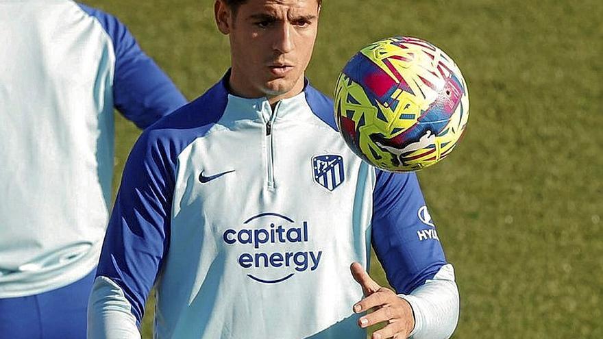 Álvaro Morata, en una sesión con el Atlético. | FOTO: EFE