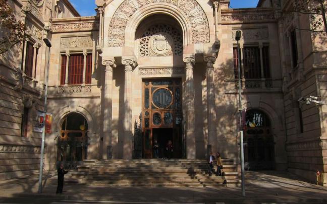 Fachada del Palau de Just&iacute;cia.