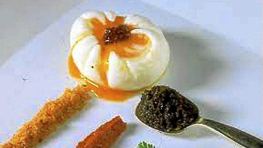 Flor de huevo con txistorra.