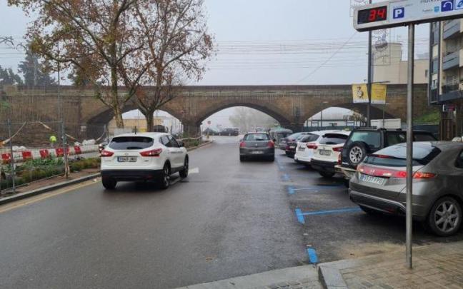 La calle del Paseo de Pamplona, una de las v&iacute;as principales de Tudela.