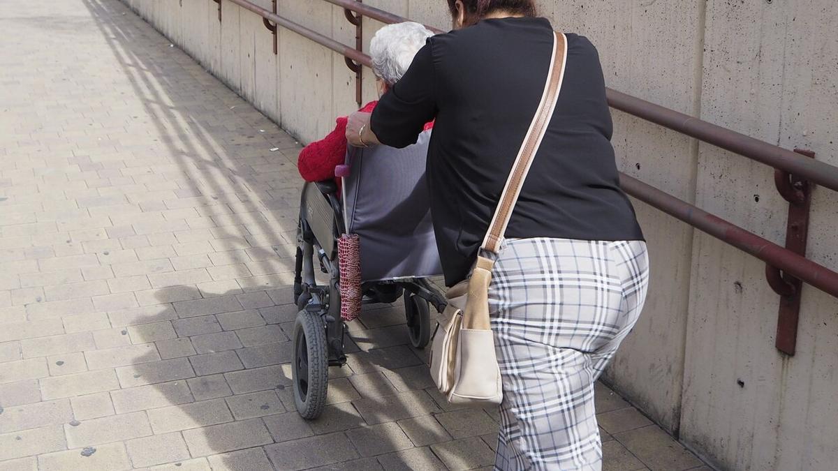 El acceso peatonal es poblemático por la pendiente.