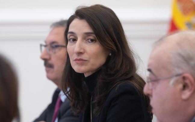 La ministra de Justicia, Pilar Llop, durante una reunión con el Consejo General del Poder Judicial. La ministra de Justicia, Pilar Llop, durante una reunión con el Consejo General del Poder Judicial.