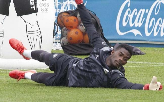Owono se perfila como titular en el estreno de la Copa 2022-23 Owono se perfila como titular en el estreno de la Copa 2022-23