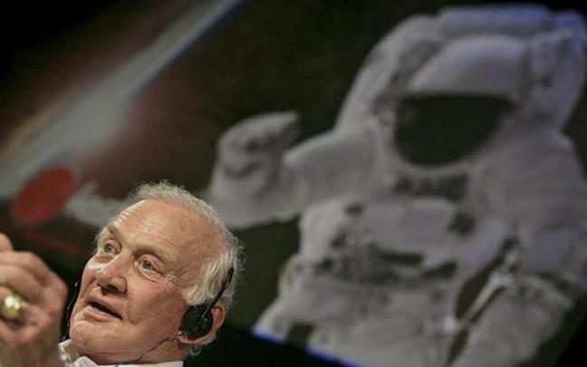 El astronauta Buzz Aldrin El astronauta Buzz Aldrin