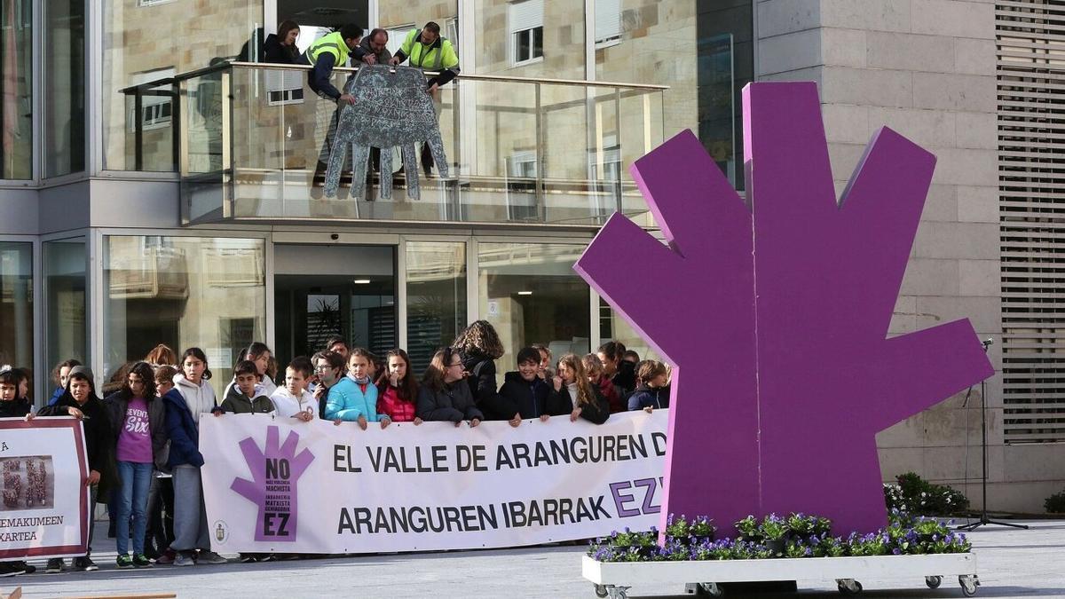 La Mano de Irulegi, en el 25N