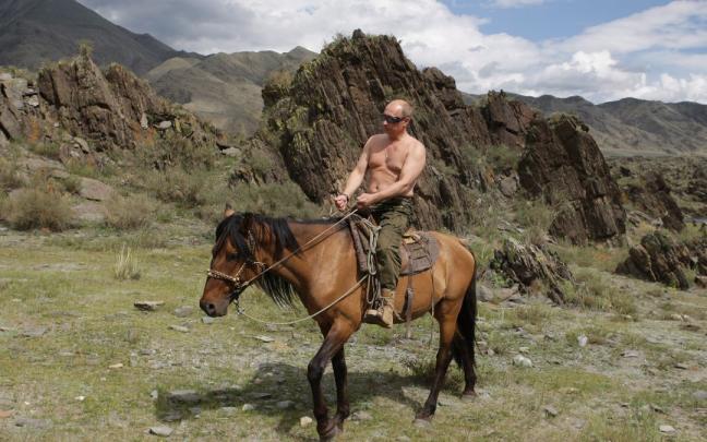 Imagen de Vladimir Putin que provocó las burlas en la reunión del G7. Imagen de Vladimir Putin que provocó las burlas en la reunión del G7.