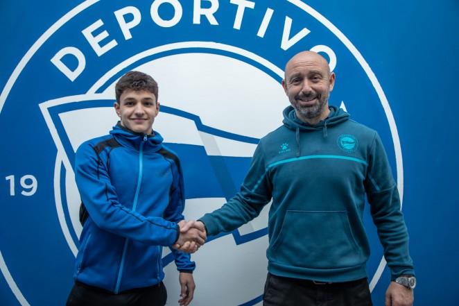 Renovación de Ander Sánchez.