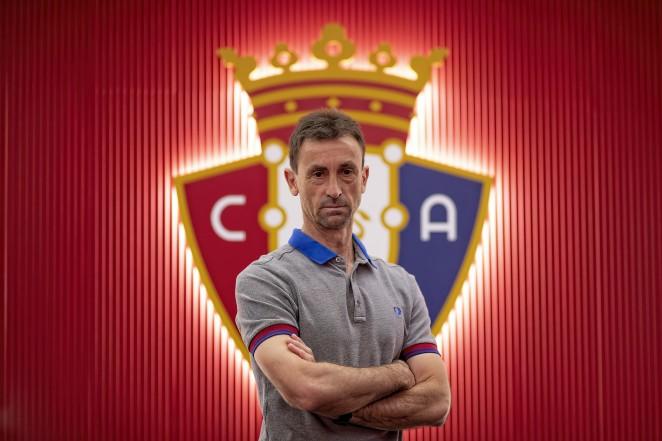 Osasuna renueva a Santi Castillejo como entrenador del Promesas