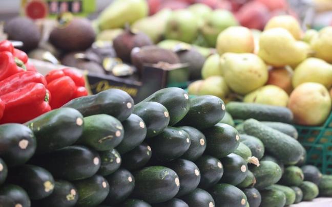 Alimentos en un mercado de Pamplona.