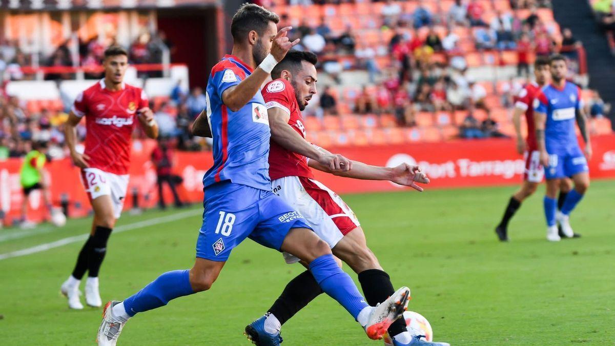 Un momento del encuentro ante el Nàstic