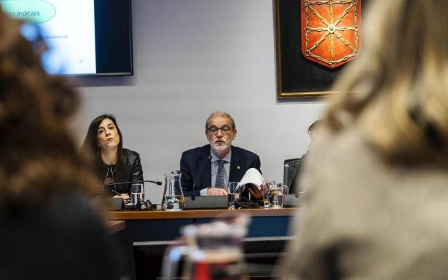 Comparecencia para que el presidente de la Cámara de Comptos, Ignacio Cabeza, para explicar el informe sobre la compra de mascarillas Comparecencia para que el presidente de la Cámara de Comptos, Ignacio Cabeza, para explicar el informe sobre la compra de mascarillas