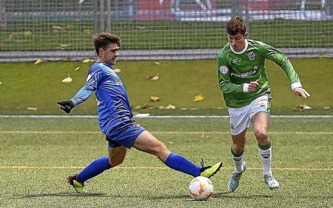 Lance del partido San Juan-Tolosa.