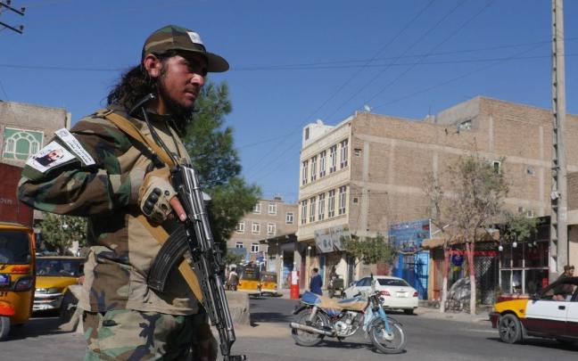 El atentado ha ocurrido en una mezquita de la provincia de Herat. El atentado ha ocurrido en una mezquita de la provincia de Herat.