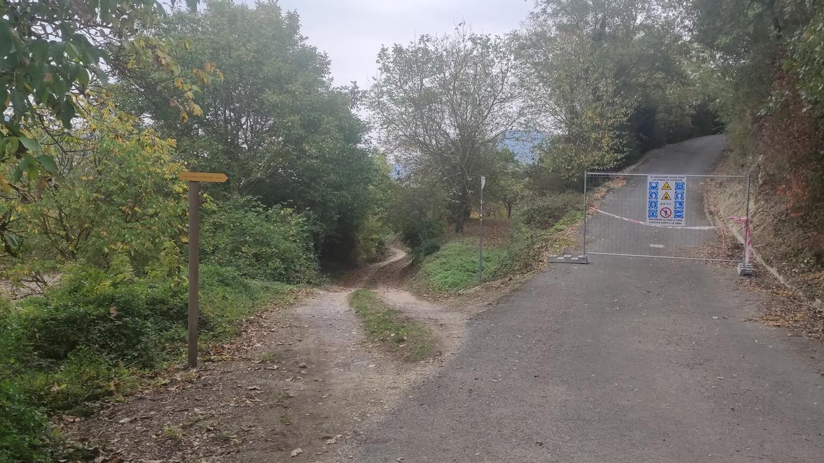 Cogemos la pista de la izquierda