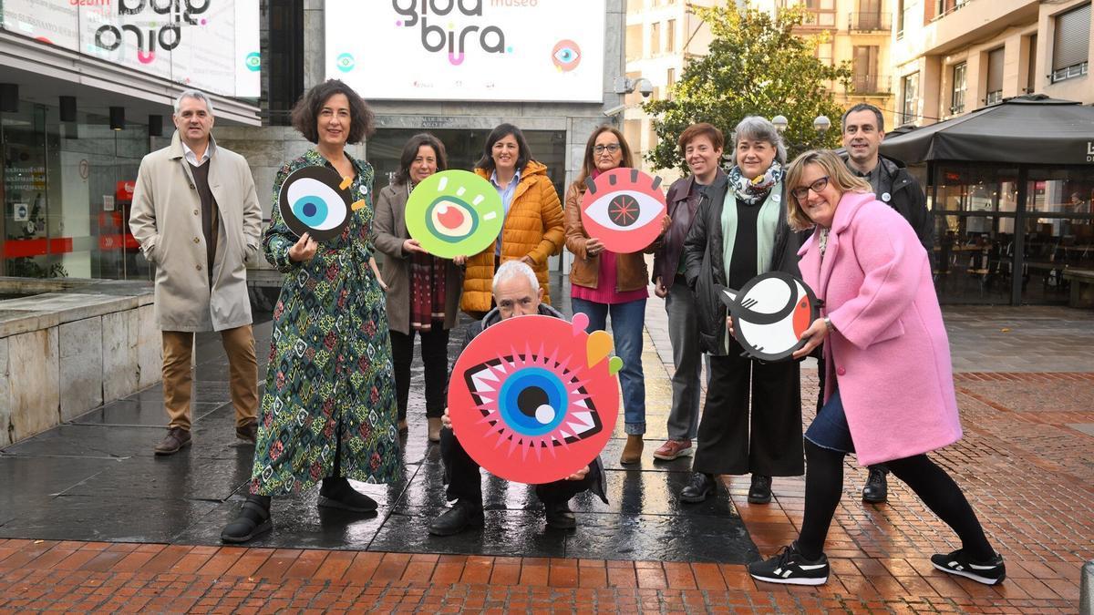 Presentación de la iniciativa Gida Bira para este fin de semana en museos y salas expositivas de Bizkaia.