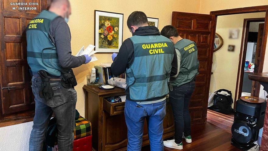 Cae un grupo que estafó 1 millón de euros por el peloteo de cheques y pagarés