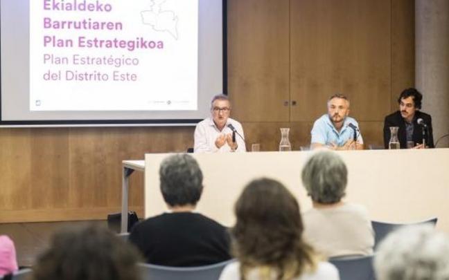 Reuni&oacute;n de presentaci&oacute;n del proceso de elaboraci&oacute;n del Plan Estrat&eacute;gico para el distrito Este.