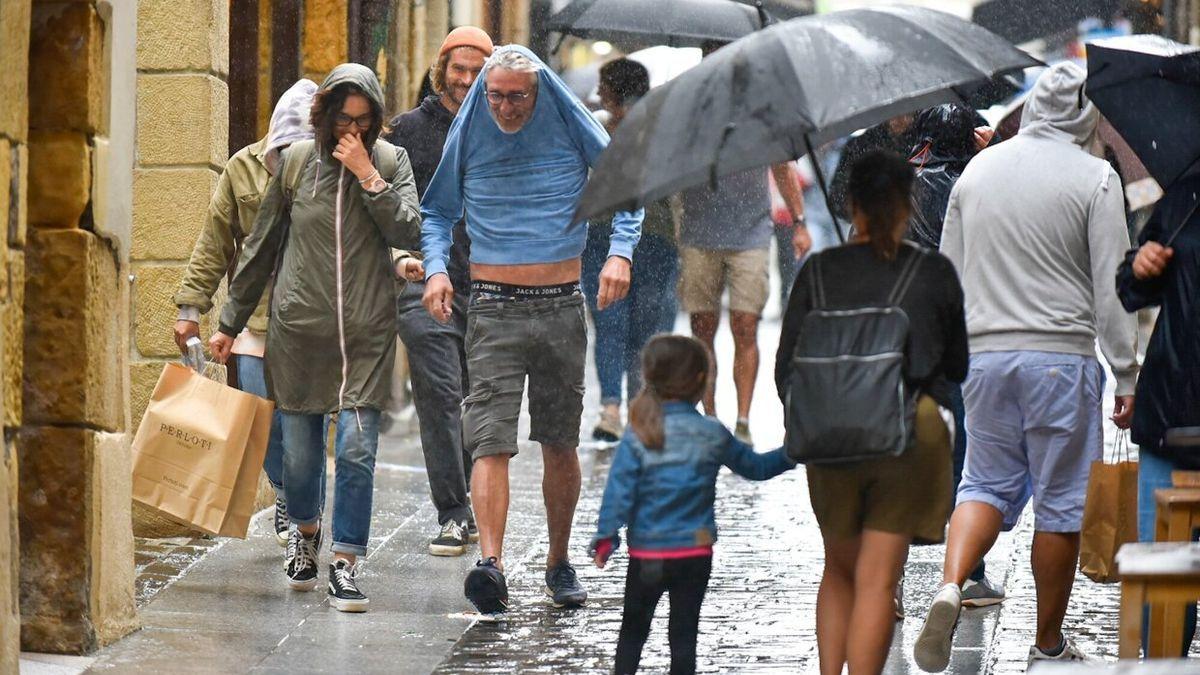 Ambiente fresco y chubascos sobre todo en la costa para el fin de semana