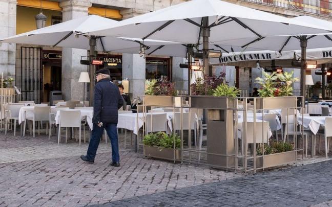 Imagen de la terraza de un restaurante. Imagen de la terraza de un restaurante.