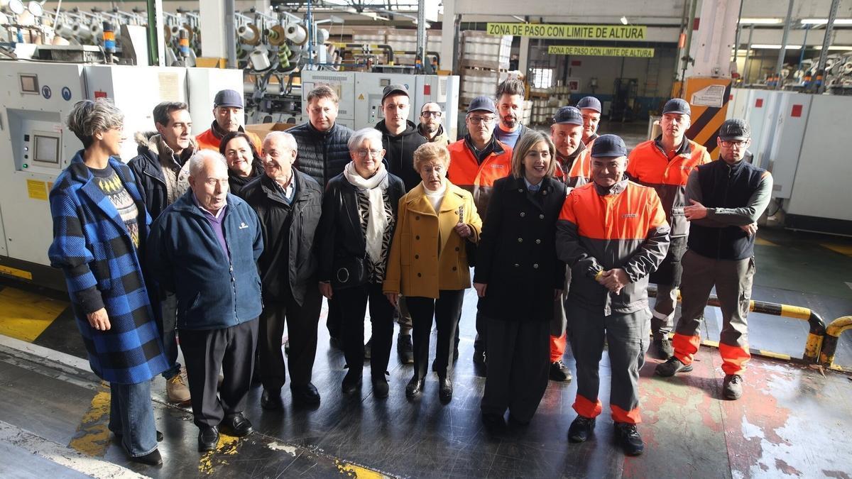 La Josefina recibe a los extrabajadores más longevos por su 125 aniversario