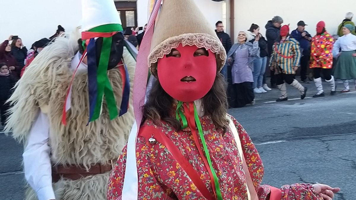 En imágenes: Asparrena celebra el Carnaval rural