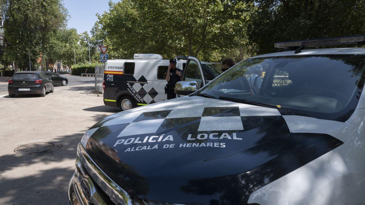 Un detenido y cuatro agentes heridos en una batalla campal en las fiestas de Alcalá de Henares