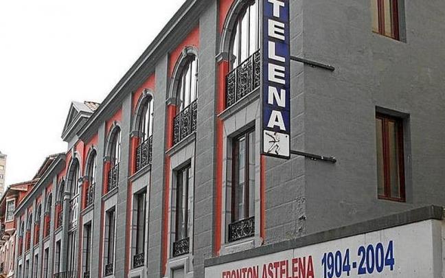 El edificio de la nueva Andretxea, junto al front&oacute;n Astelena. | FOTO: J.LEON