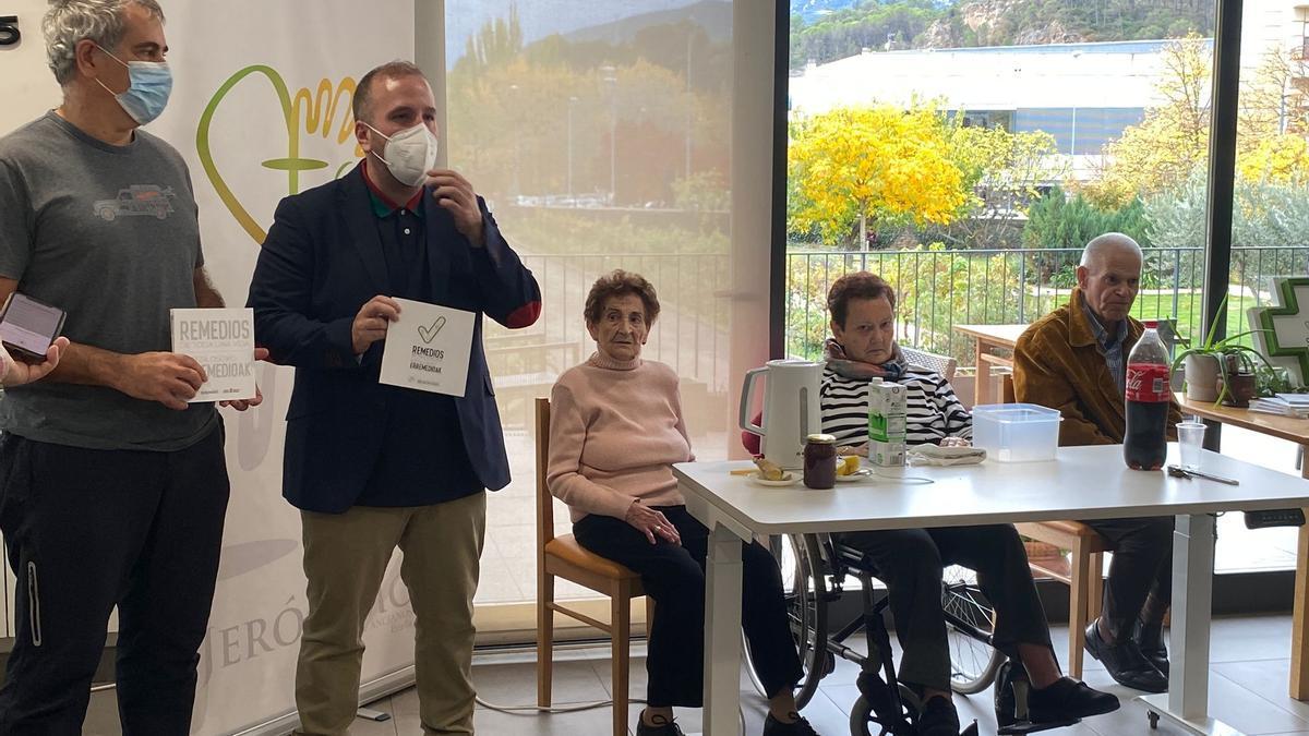 Un momento de la presentación del libro "Remedios de toda una vida".