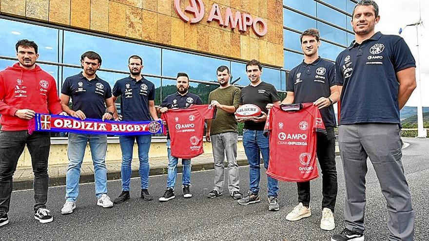 Julen Goia, Arturo Rivas, Jon Barandiaran, Hilario Carmona, Aritz Irastorza, Aitor Legarreta, Valentín Cruz y Federico Gallo, en Ampo.