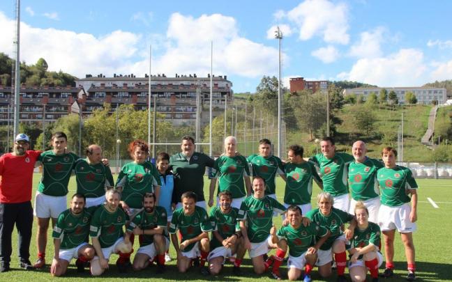 Los componentes del Iruña Rugby Club inclusivo, el domingo en Bilbao.
