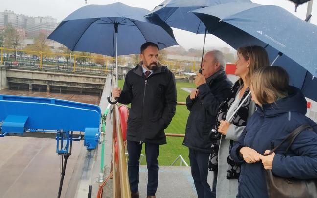 Los responsables políticos han visitado esta mediodía la zona donde se van a ejecutar las obras de modernización de la EDAR de Galindo